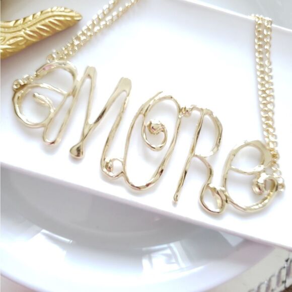 Zara “AMORE” Choker Necklace Hot Item! - Picture 4 of 16